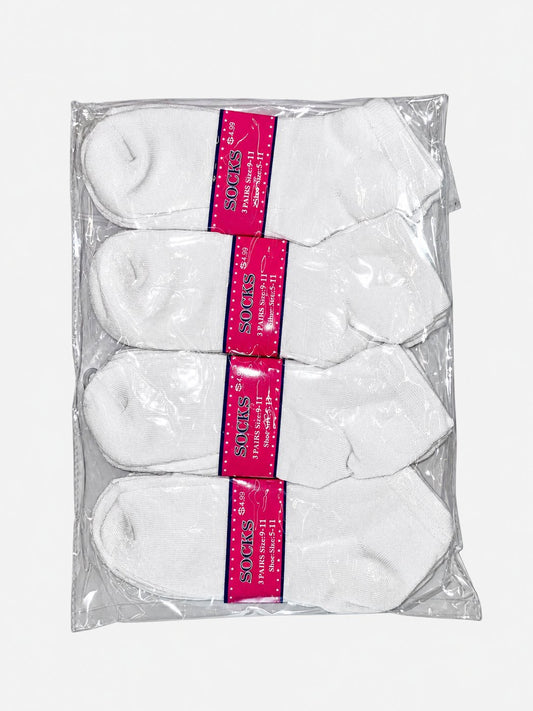 Packaged white women’s ankle socks