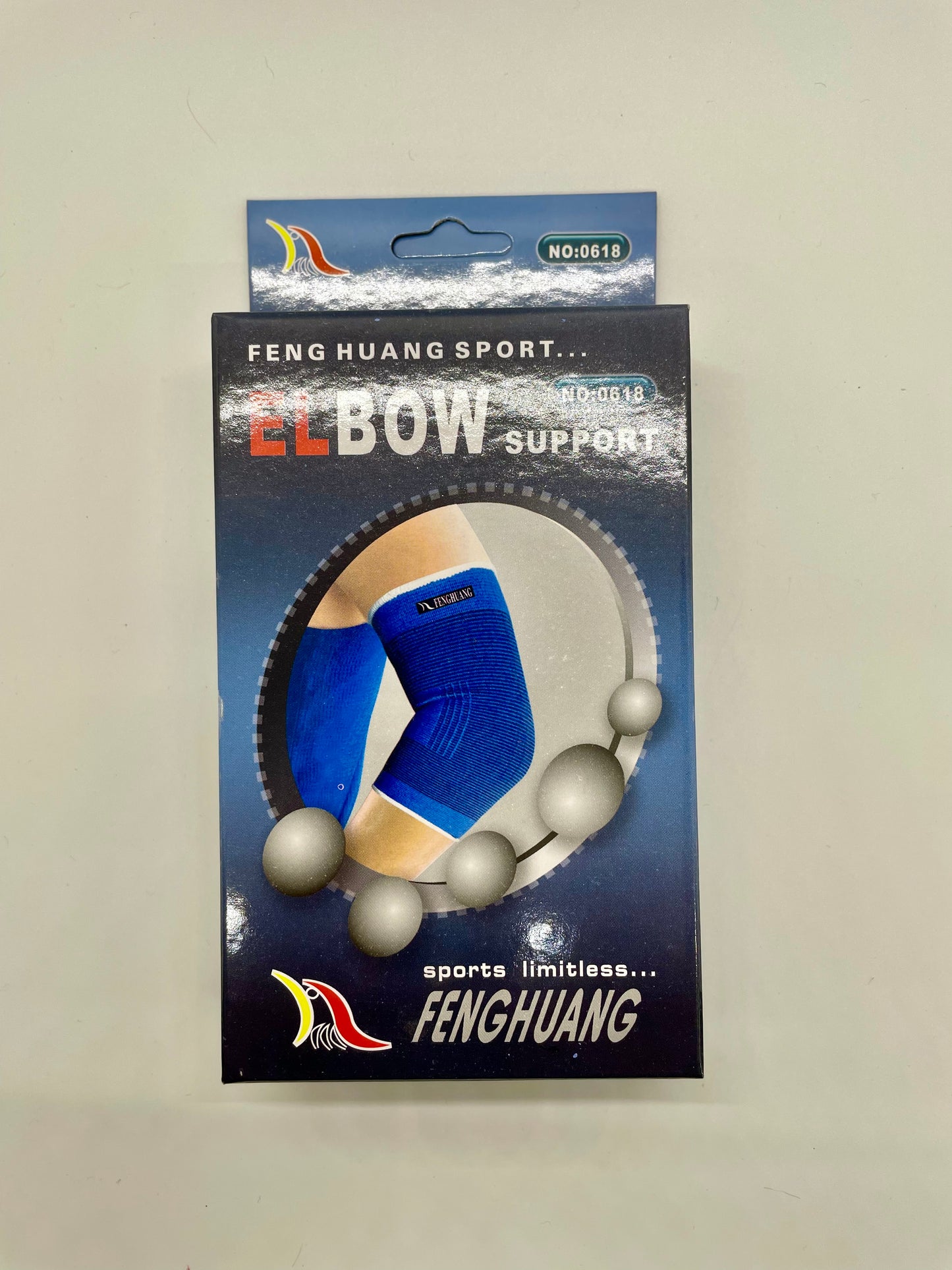 Elbow brace with padded sleeves and flexible splints