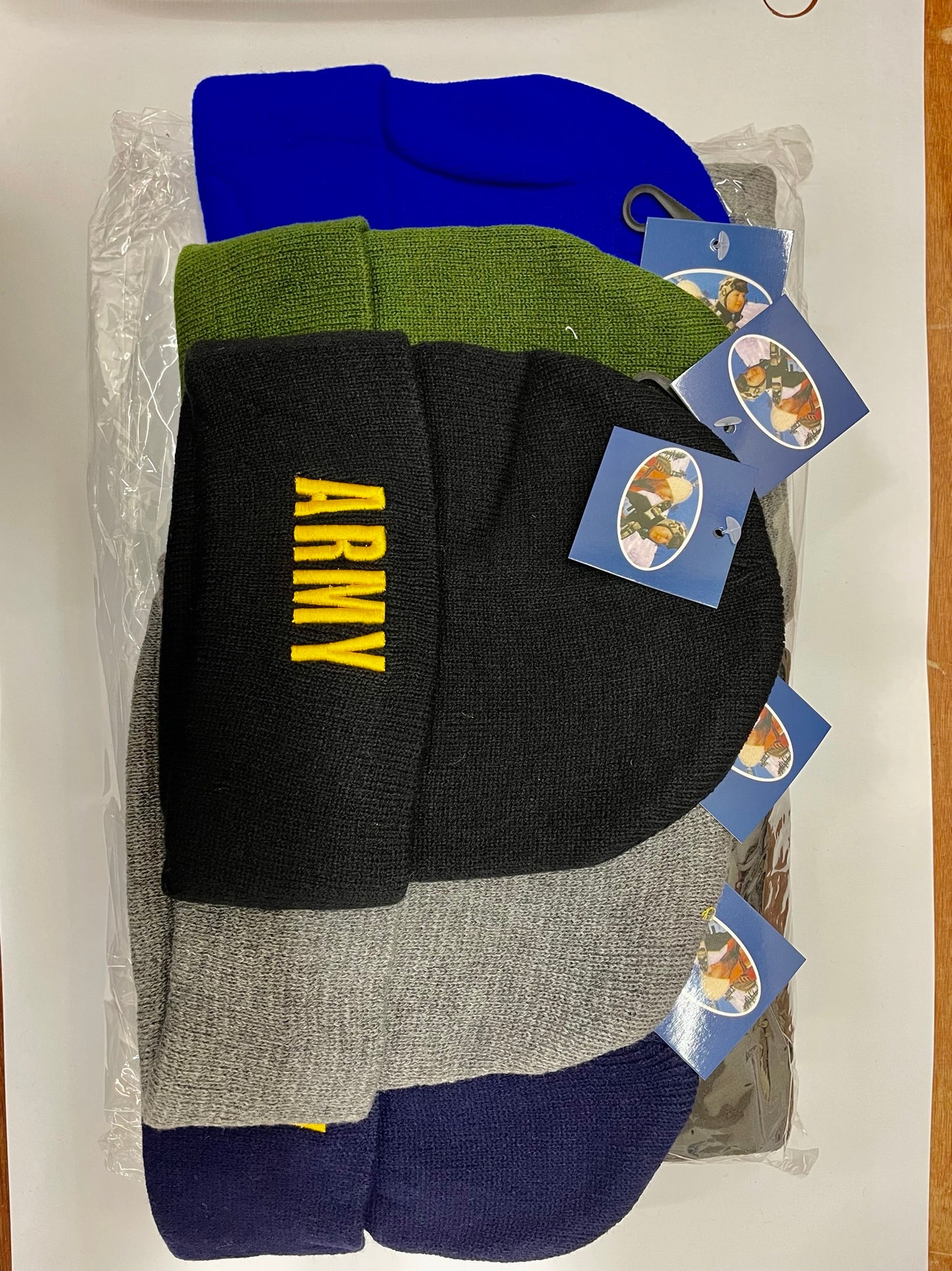 Embroidered beanies(1 dozen)