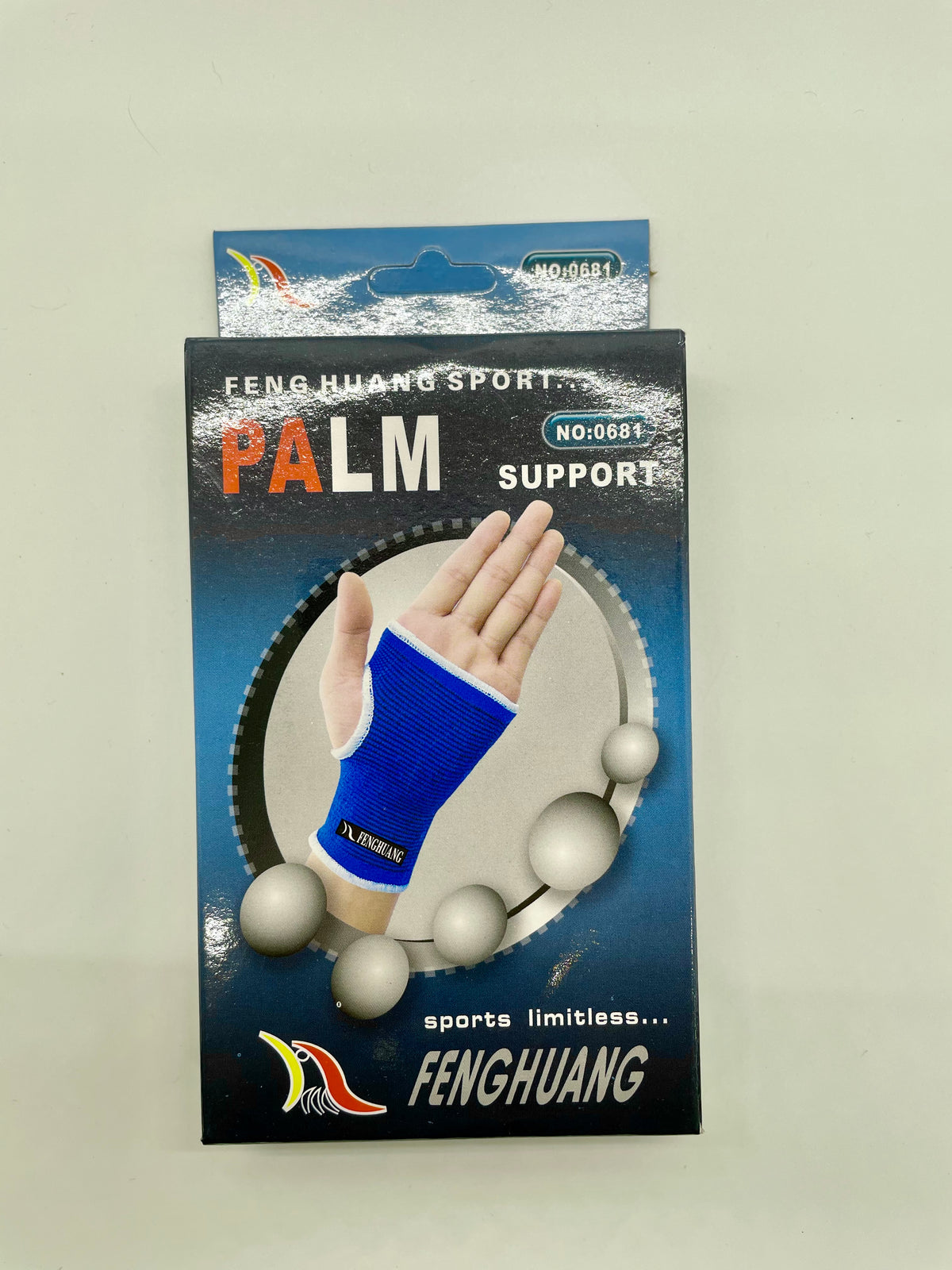 Retail package labeled palm support